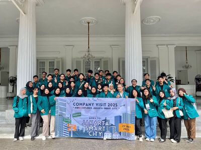 KEGIATAN COMPANY VISIT MAHASISWA SISTEM INFORMASI KE JAKARTA SMART CITY