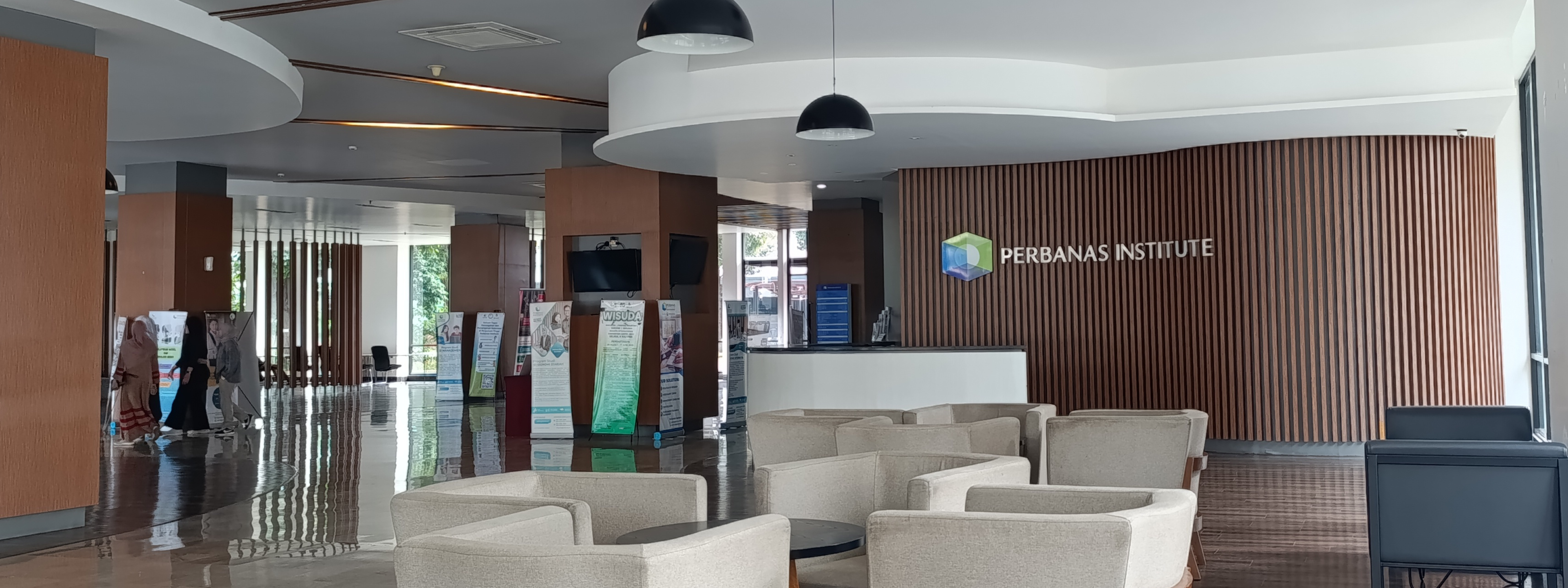 Lobby Perbanas
